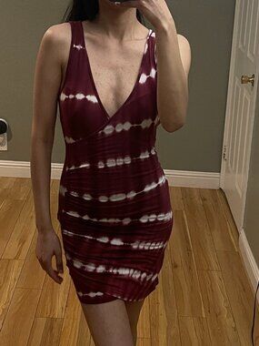 Shein Burgundy Tie-Dye Bodycon Mini Dress | Ruched Side | XS